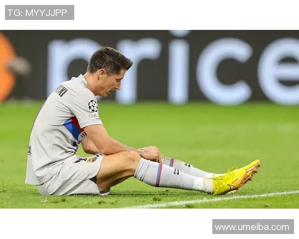 莱万回归旧主赛场引发拜仁球迷愤怒声讨称其忘恩负义