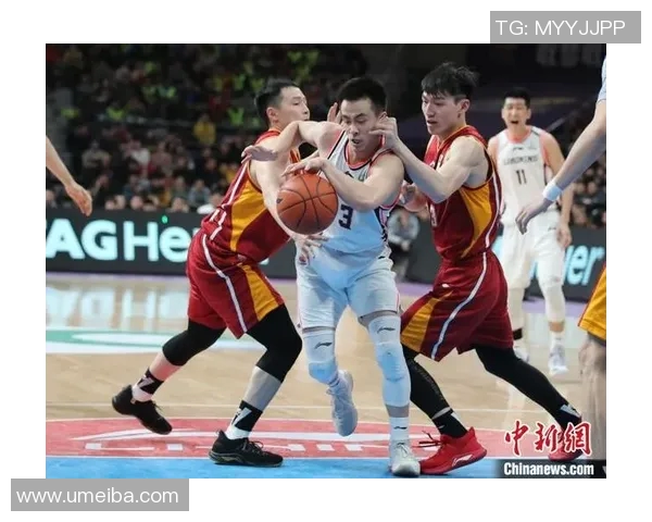 吉林男篮迎战辽宁队激情对决CBA赛场再掀高潮 吉林男篮迎战辽宁队激情对决CBA赛场再掀高潮